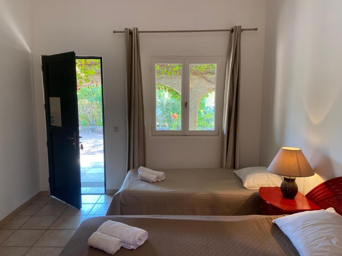 Les Lodges De La Plage U Dragulinu Sari-Solenzara Exterior foto